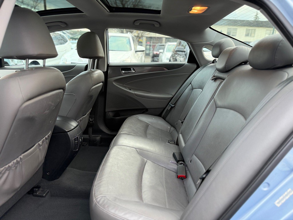 2013 Hyundai Sonata Image 12