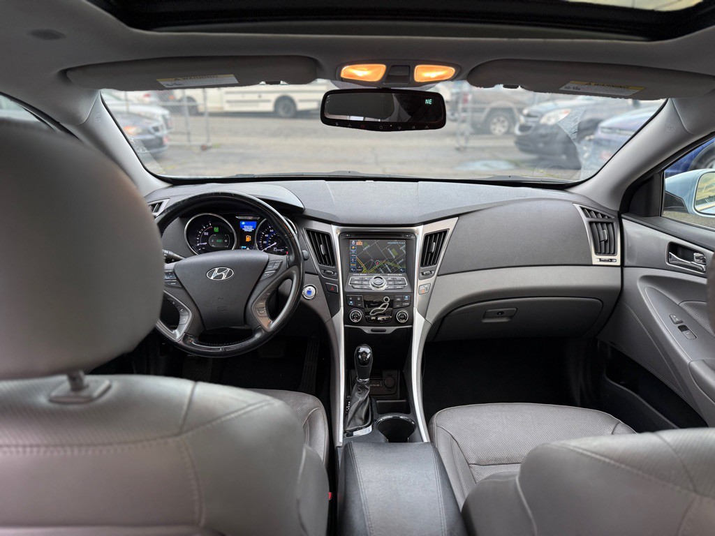 2013 Hyundai Sonata Image 13