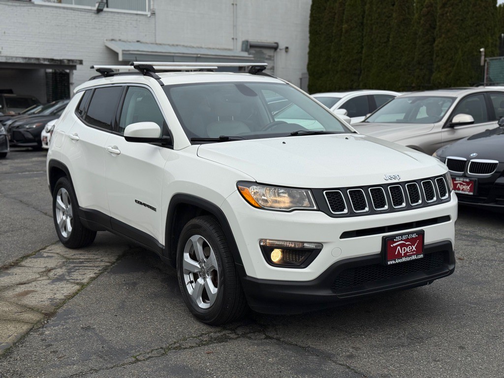 2017 Jeep Compass Image 2