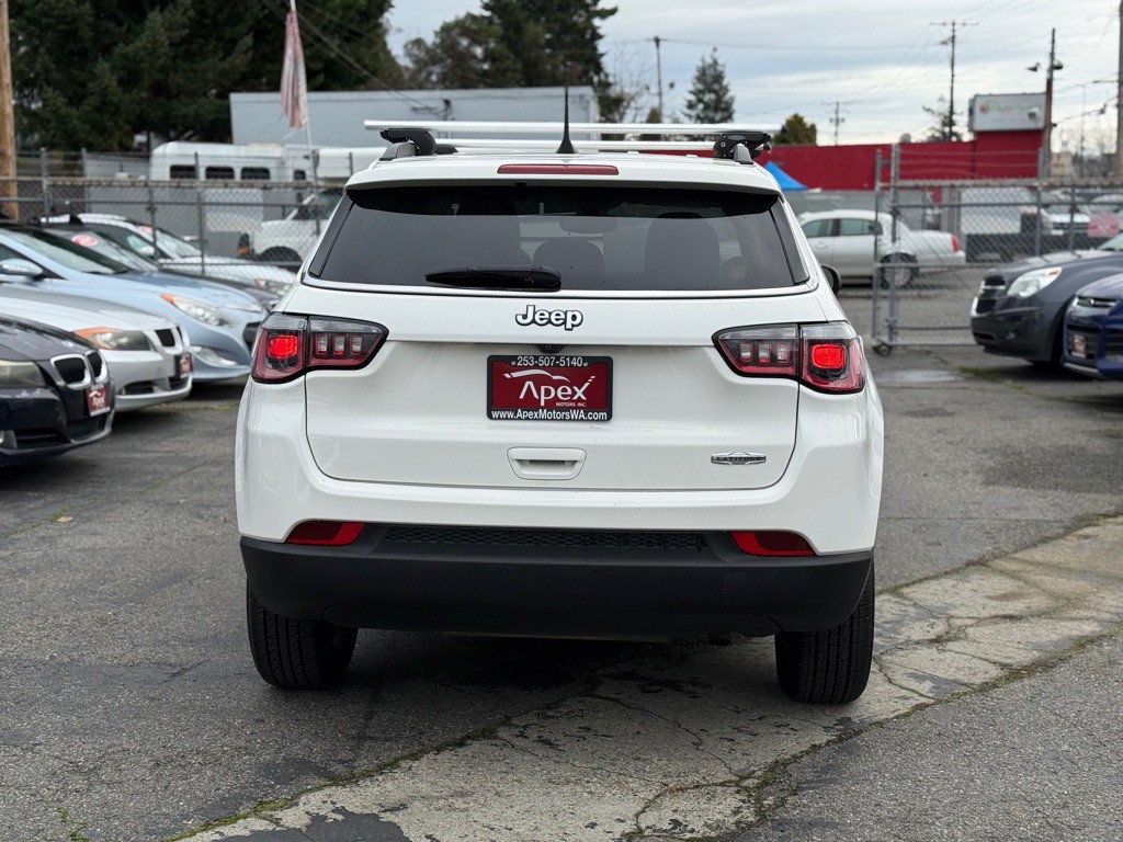 2017 Jeep Compass Image 7