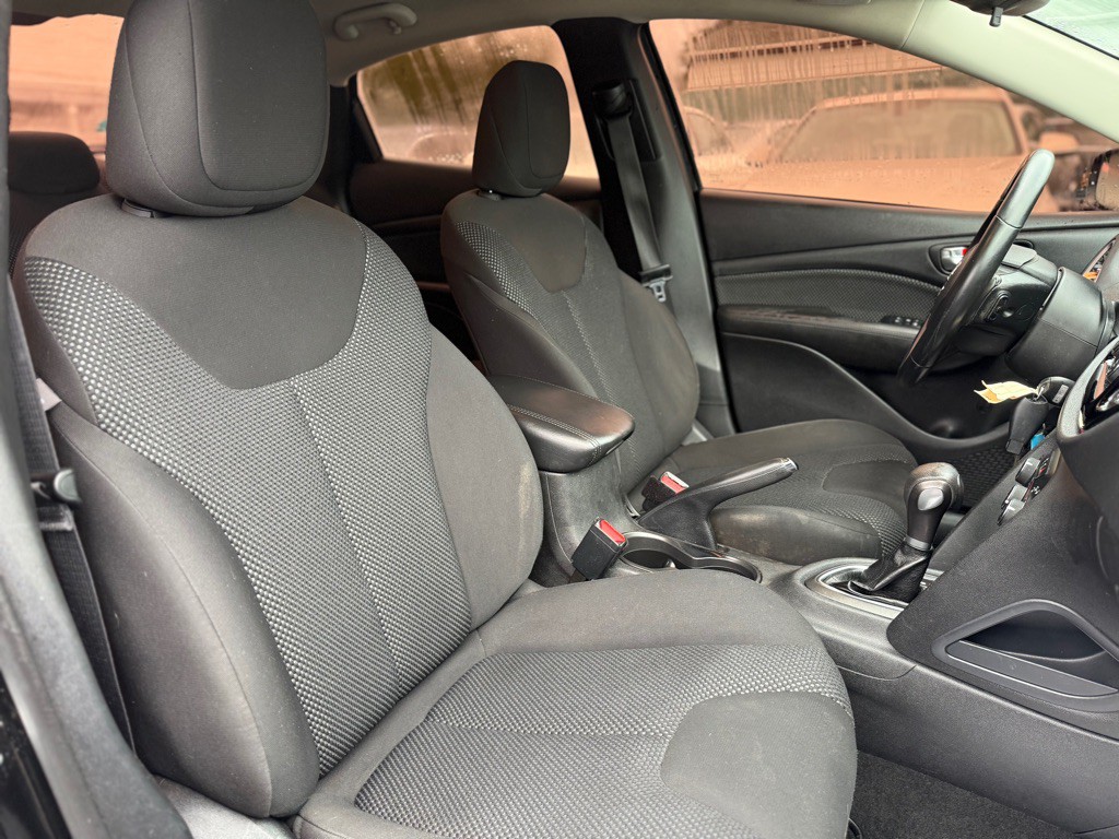 2016 Dodge Dart Image 16