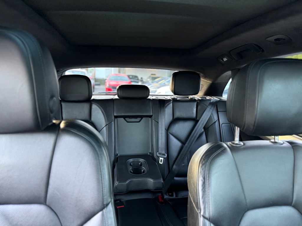 2015 Porsche Macan Image 20