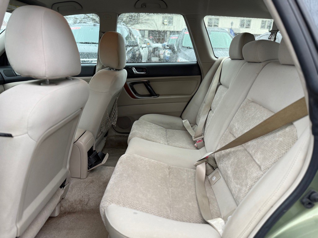 2005 Subaru Outback Image 12