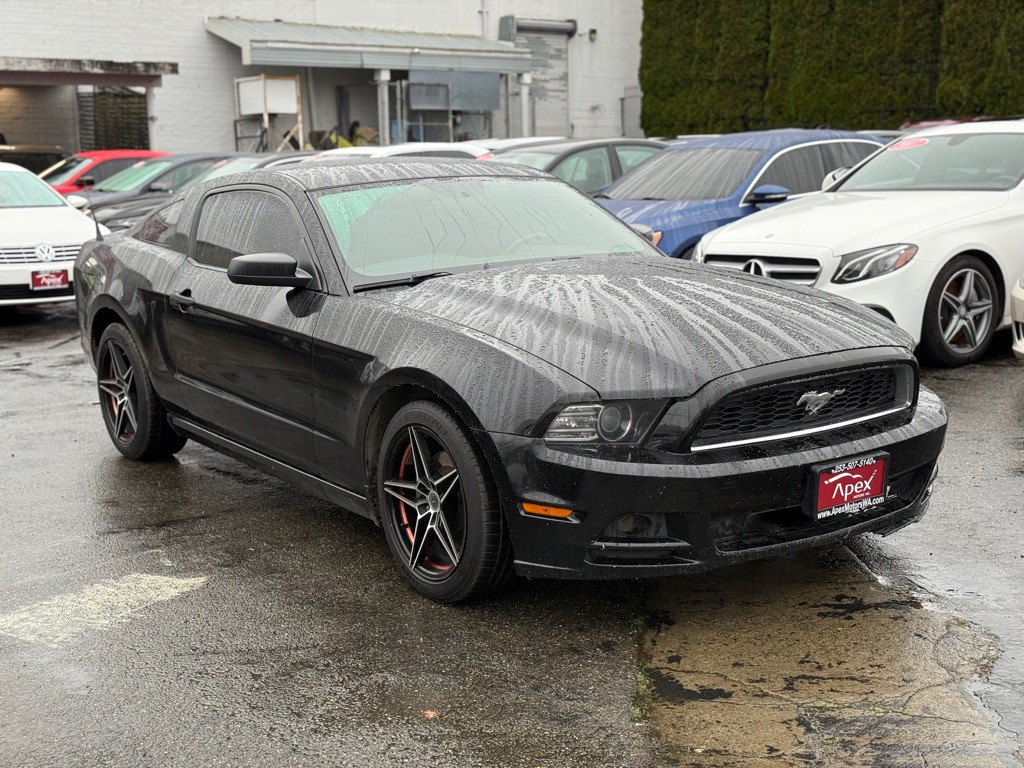 2014 Ford Mustang Image 2