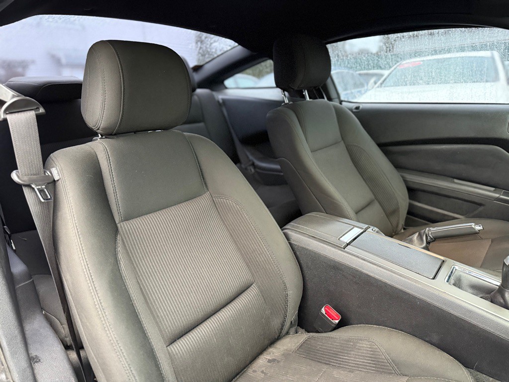 2014 Ford Mustang Image 14