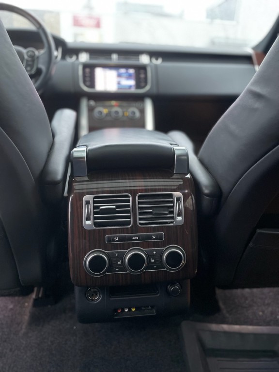 2013 Land Rover Range Rover Image 11