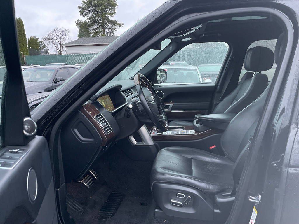 2013 Land Rover Range Rover Image 15