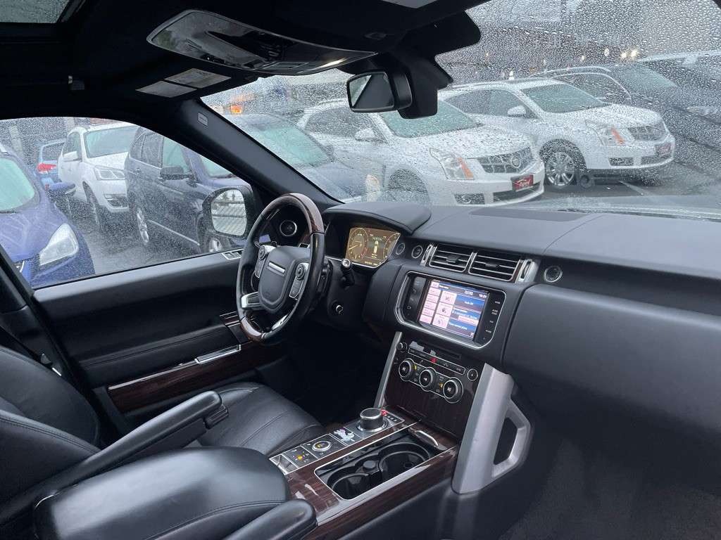 2013 Land Rover Range Rover Image 19