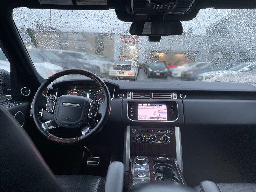 2013 Land Rover Range Rover Image 21