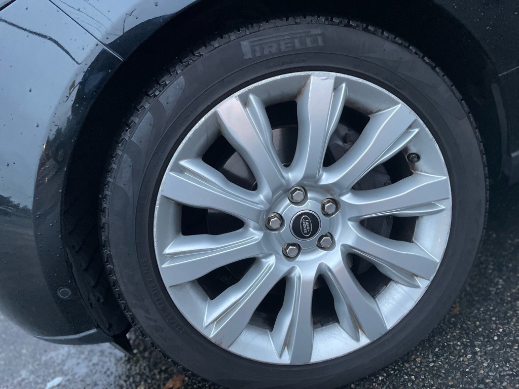 2013 Land Rover Range Rover Image 22