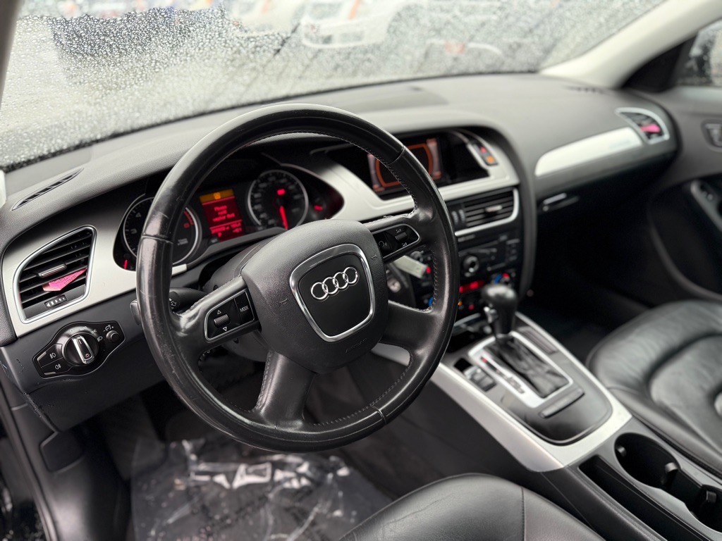 2010 Audi A4 Image 11