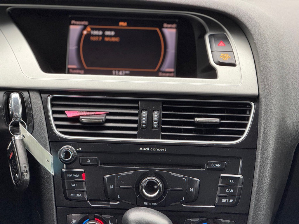 2010 Audi A4 Image 14