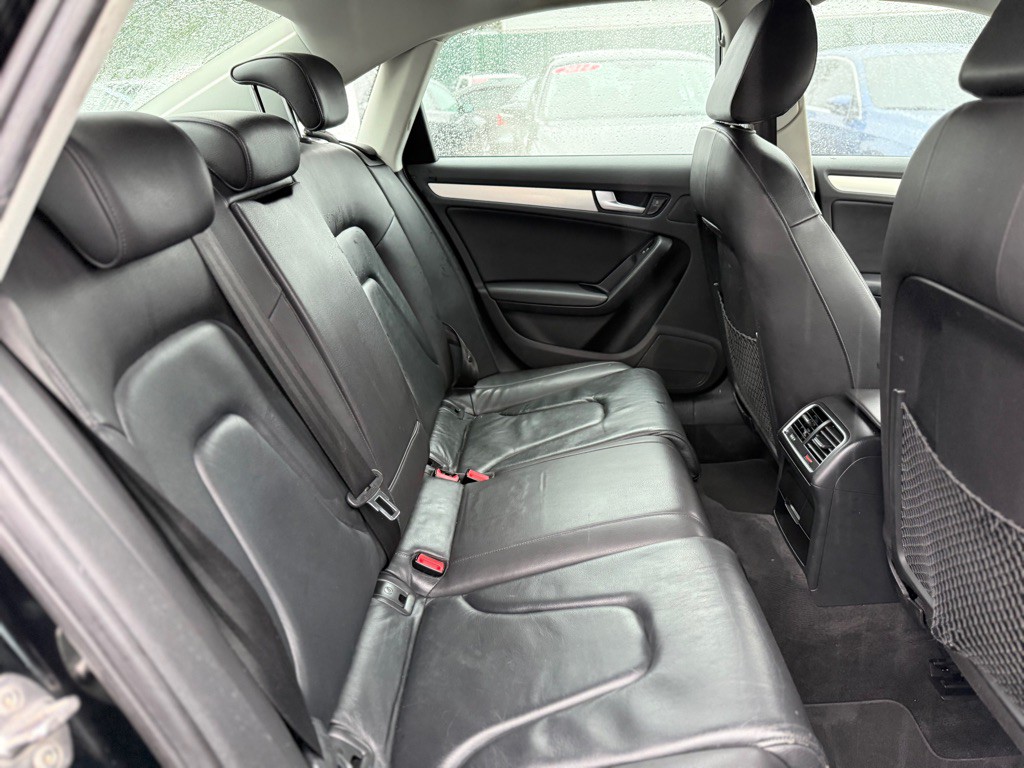 2010 Audi A4 Image 19