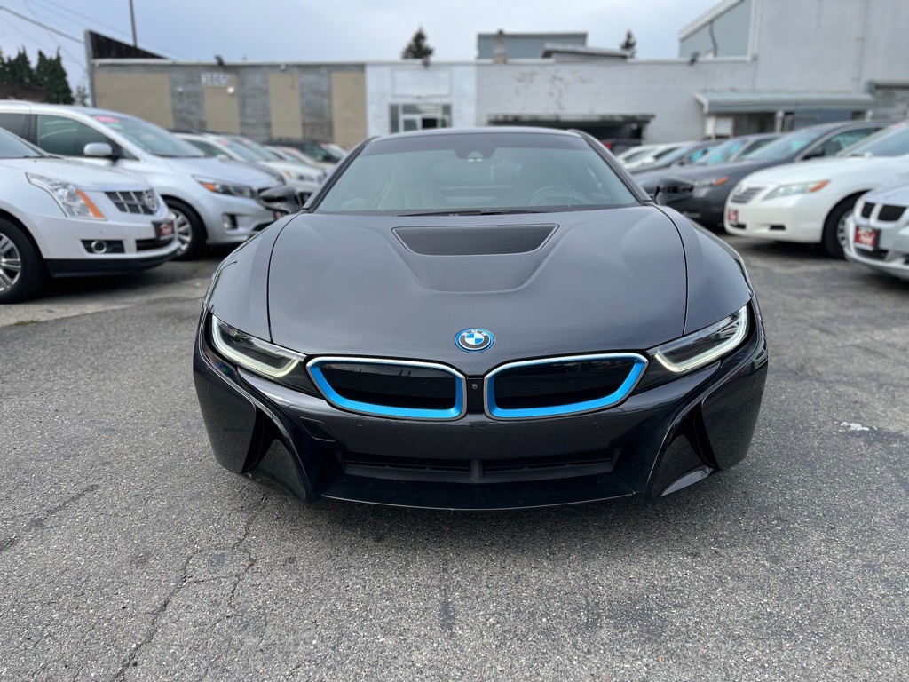2015 BMW i8 Image 4