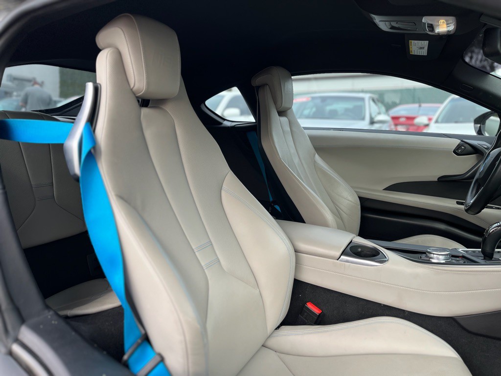 2015 BMW i8 Image 17