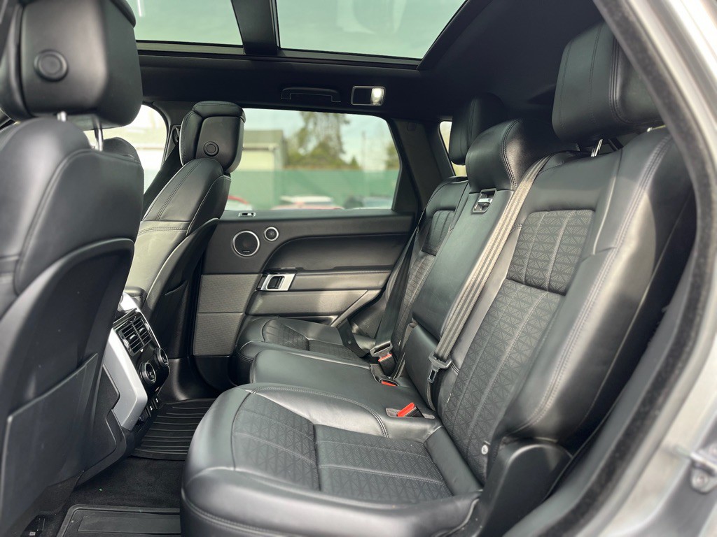 2019 Land Rover Range Rover Sport Image 17
