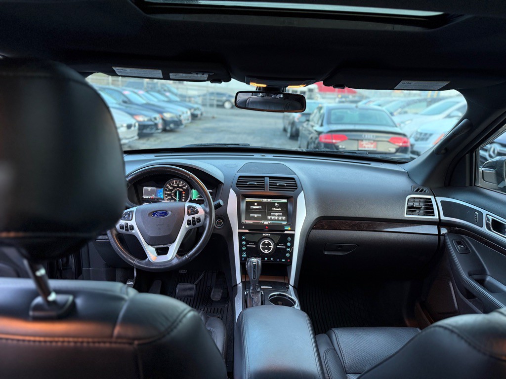 2015 Ford Explorer Image 13