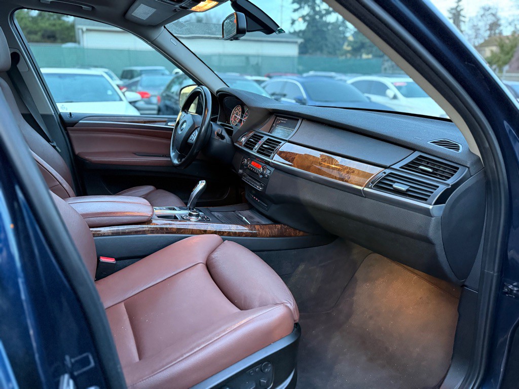 2012 BMW X5 Image 13