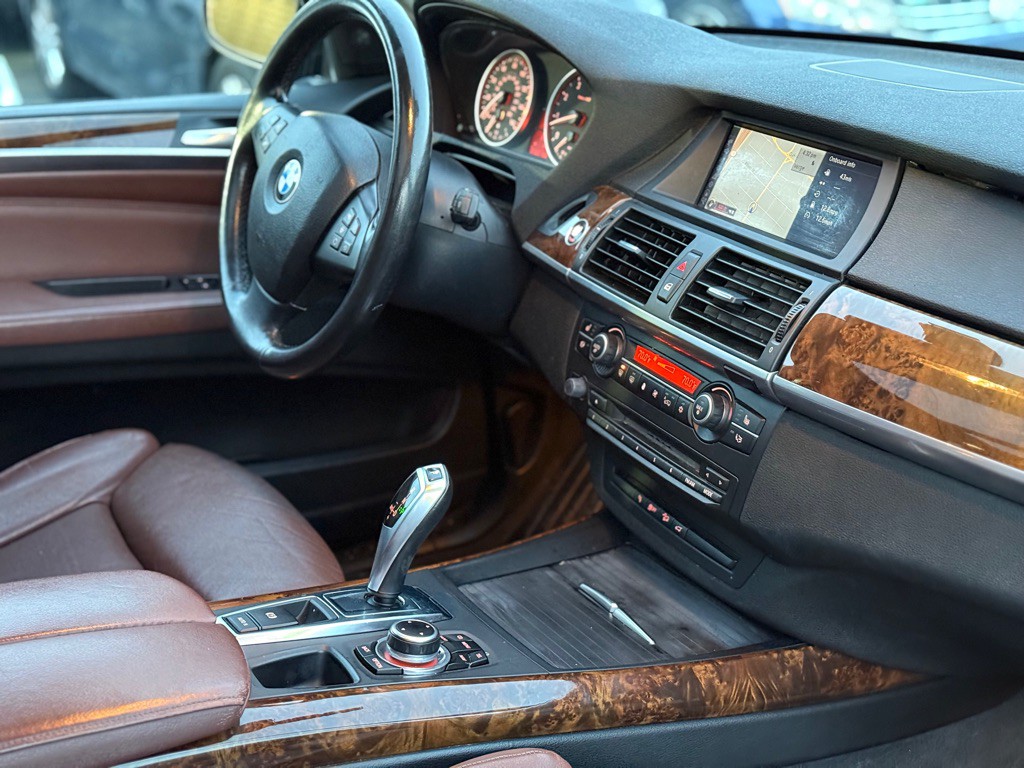 2012 BMW X5 Image 15