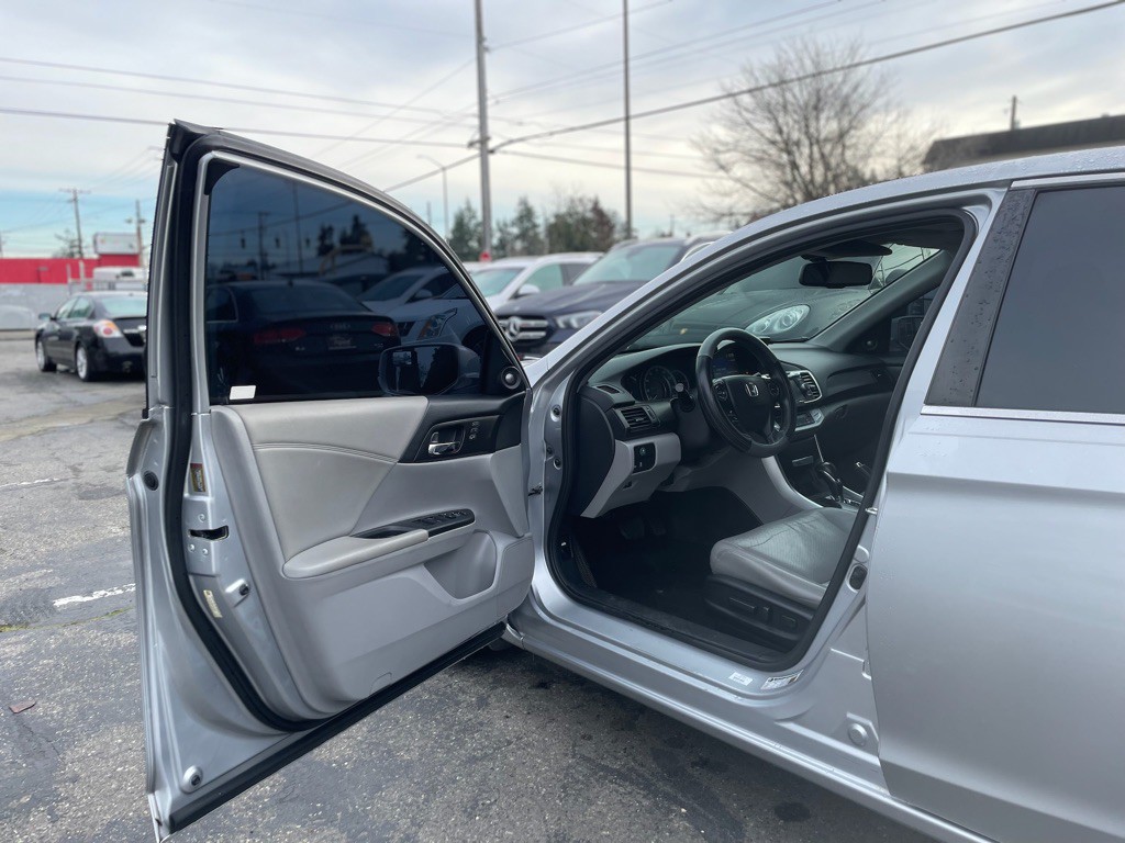 2014 Honda Accord Image 7