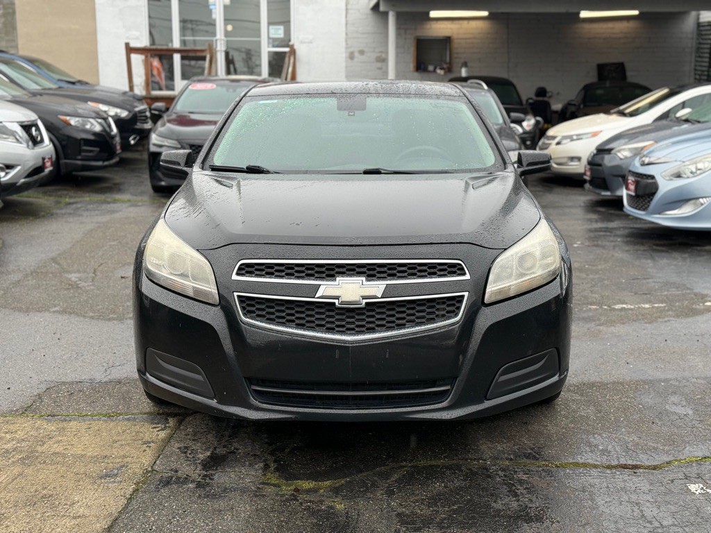 2013 Chevrolet Malibu Image 4