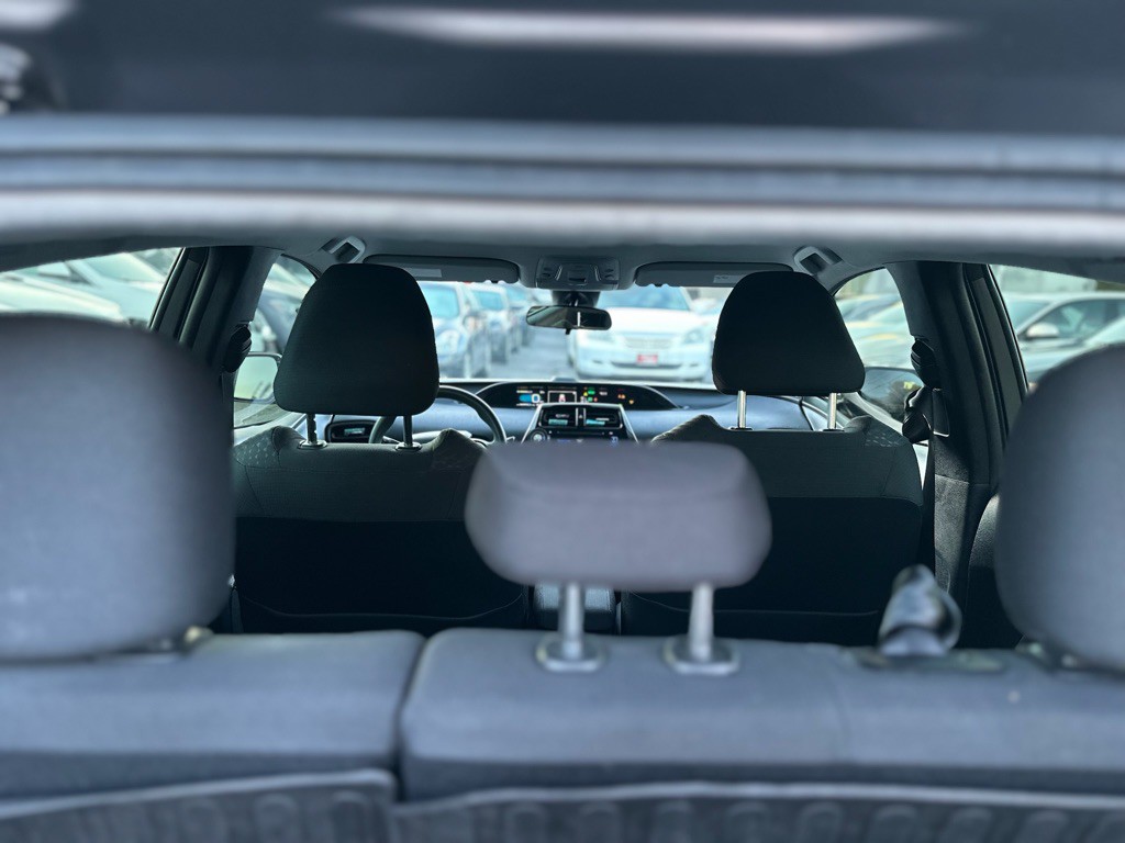 2018 Toyota Prius Image 6