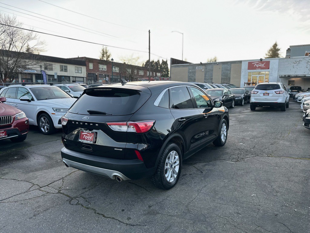 2020 Ford Escape Image 6