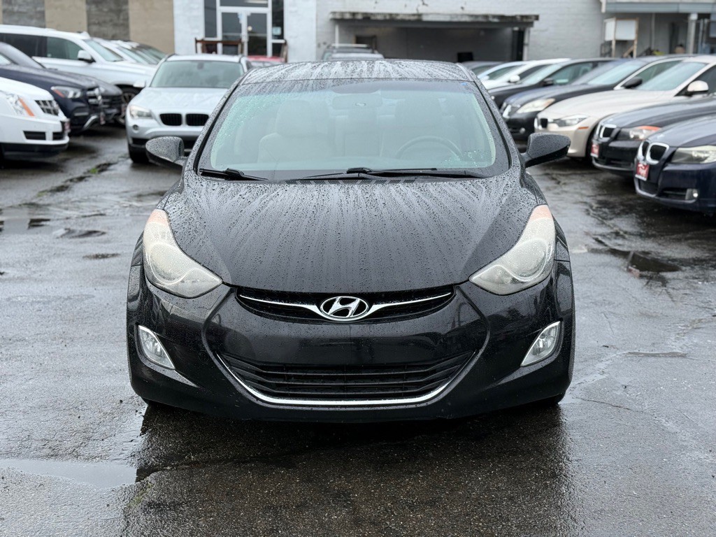 2013 Hyundai Elantra Image 3