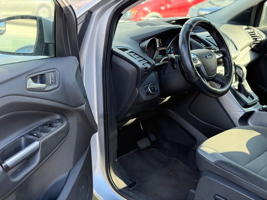 2016 Ford Escape Image 8