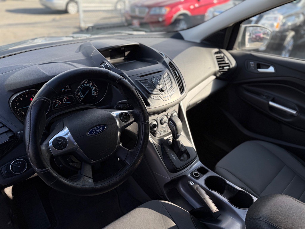 2016 Ford Escape Image 10