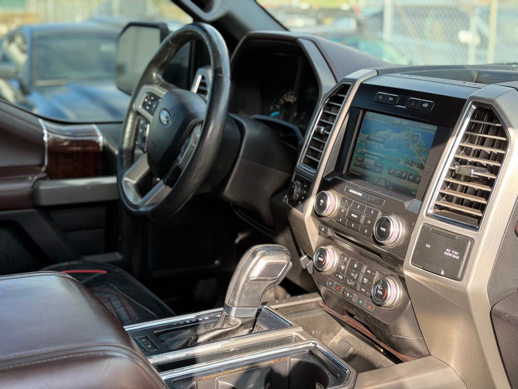 2015 Ford F-150 Image 16