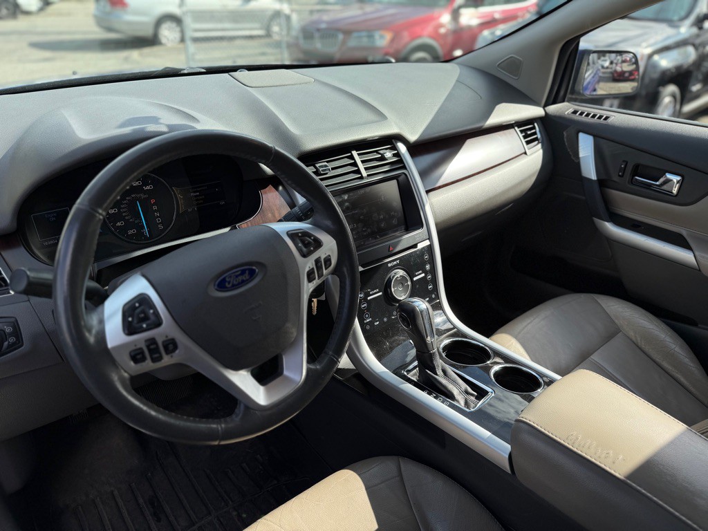2013 Ford Edge Image 10