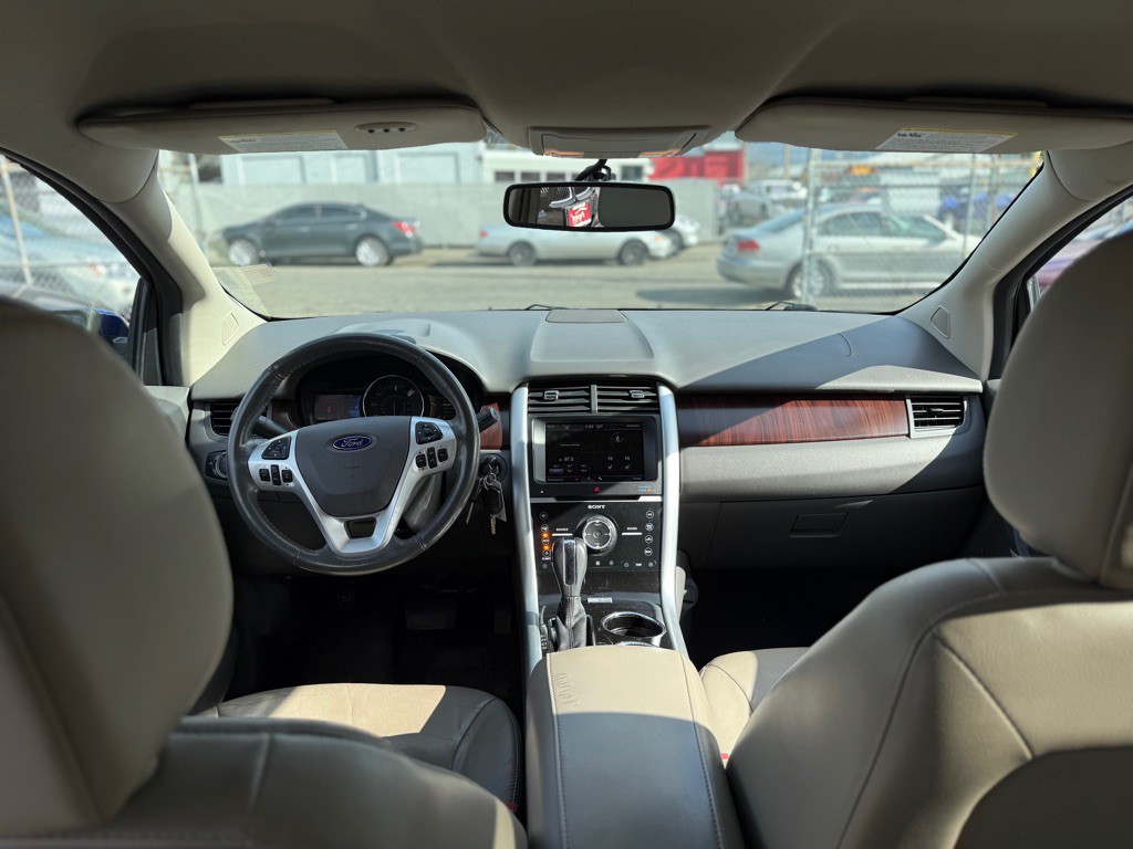2013 Ford Edge Image 12