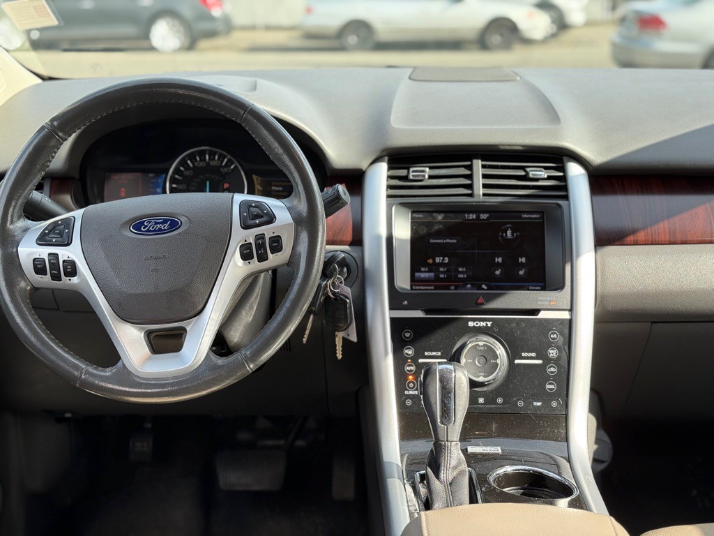 2013 Ford Edge Image 13