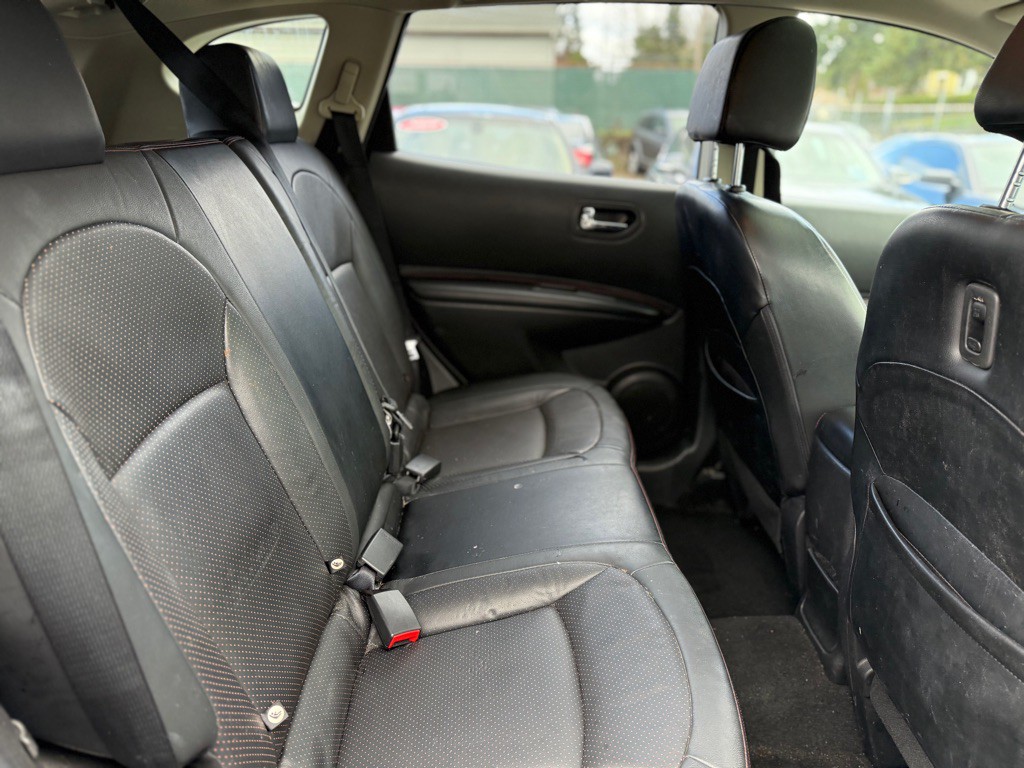 2013 Nissan Rogue Image 18