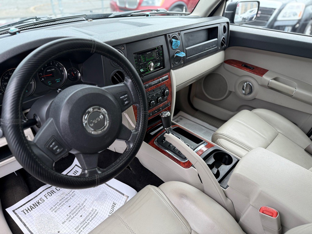 2006 Jeep Commander Image 10