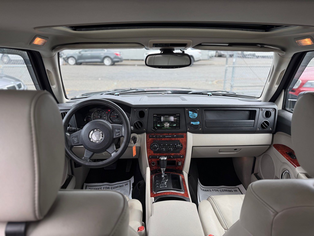 2006 Jeep Commander Image 14
