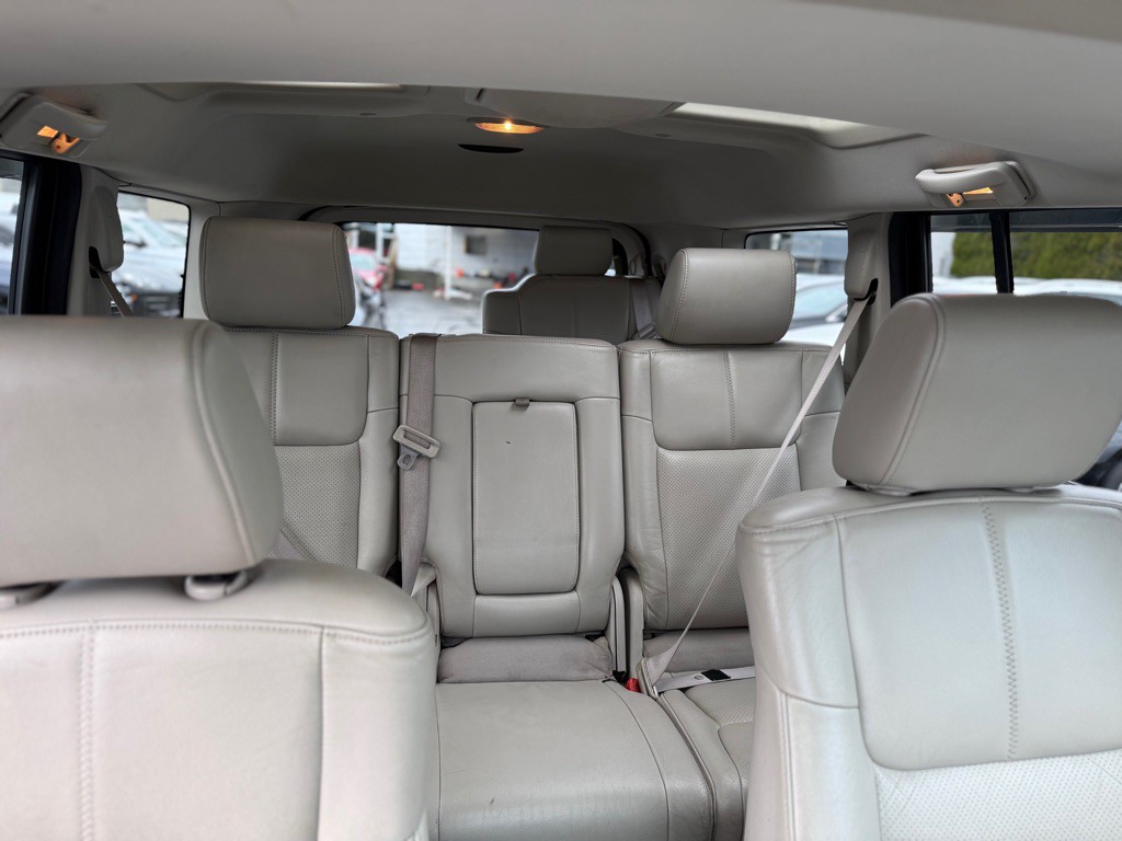 2006 Jeep Commander Image 19