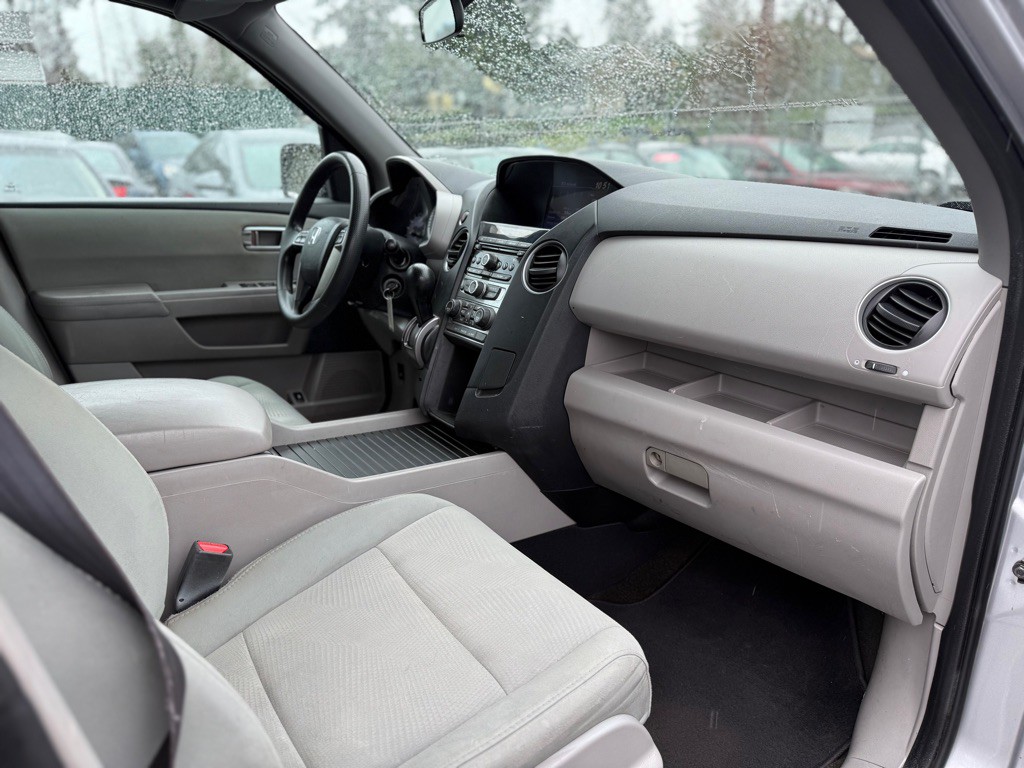 2014 Honda Pilot Image 16