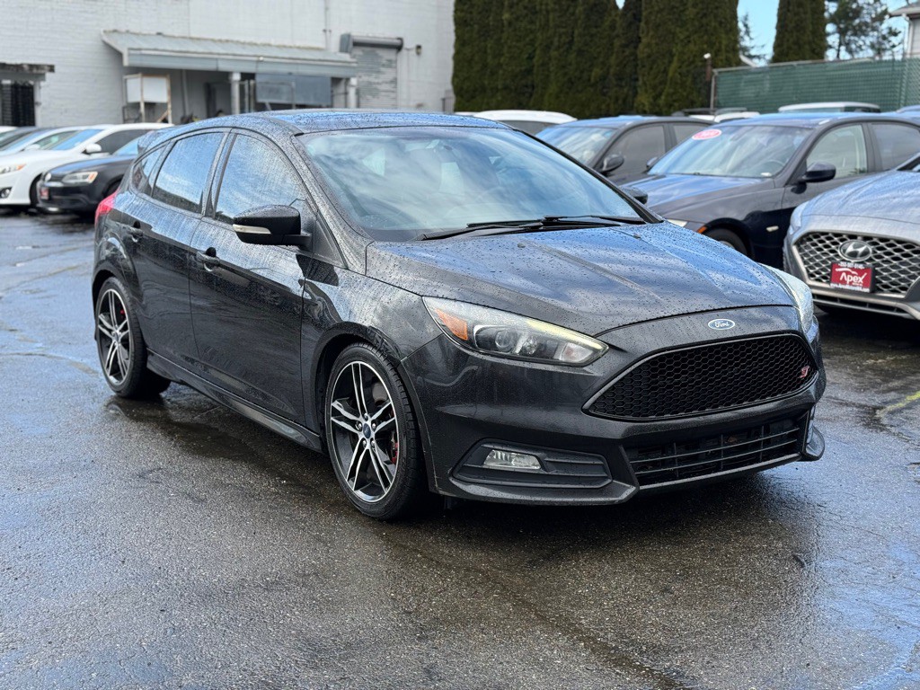 2015 Ford Focus Image 2