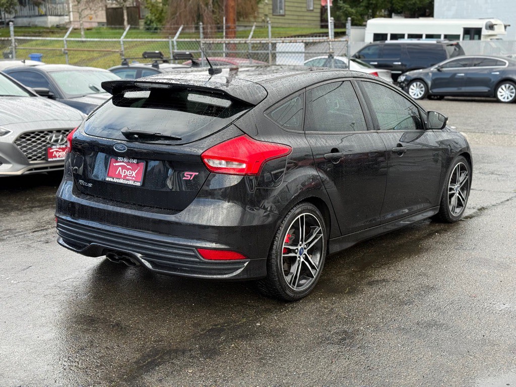 2015 Ford Focus Image 4