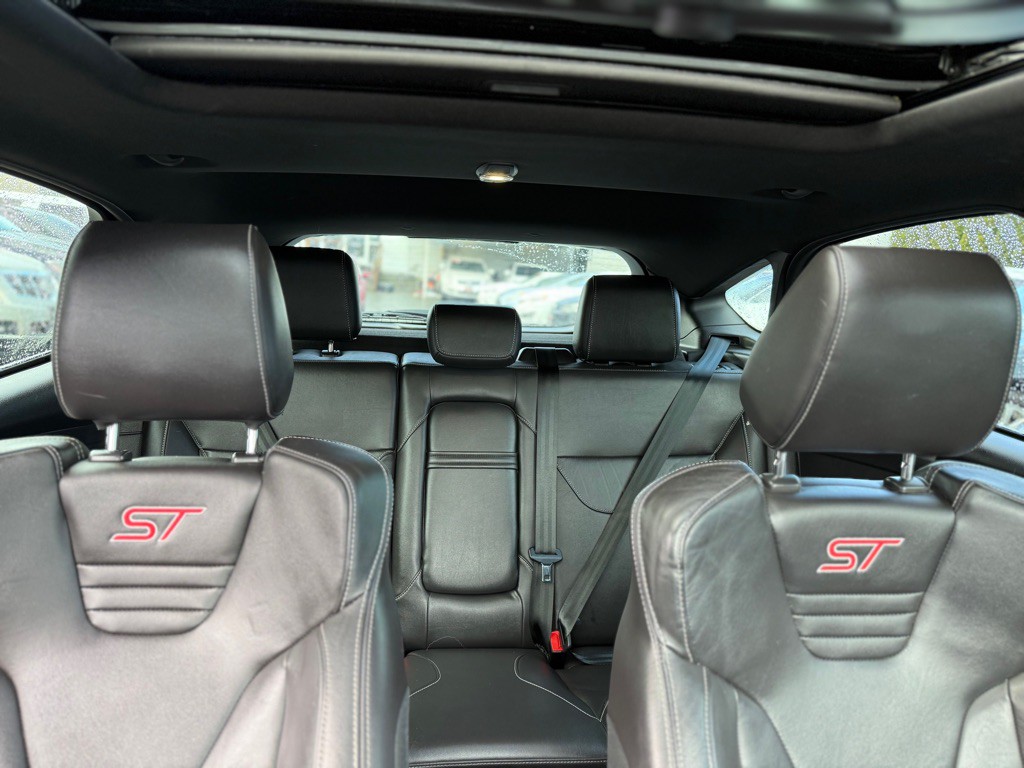 2015 Ford Focus Image 19