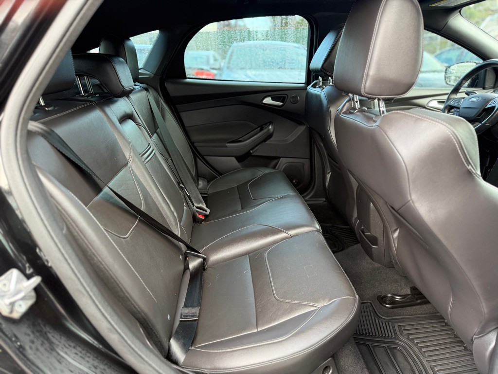 2015 Ford Focus Image 20