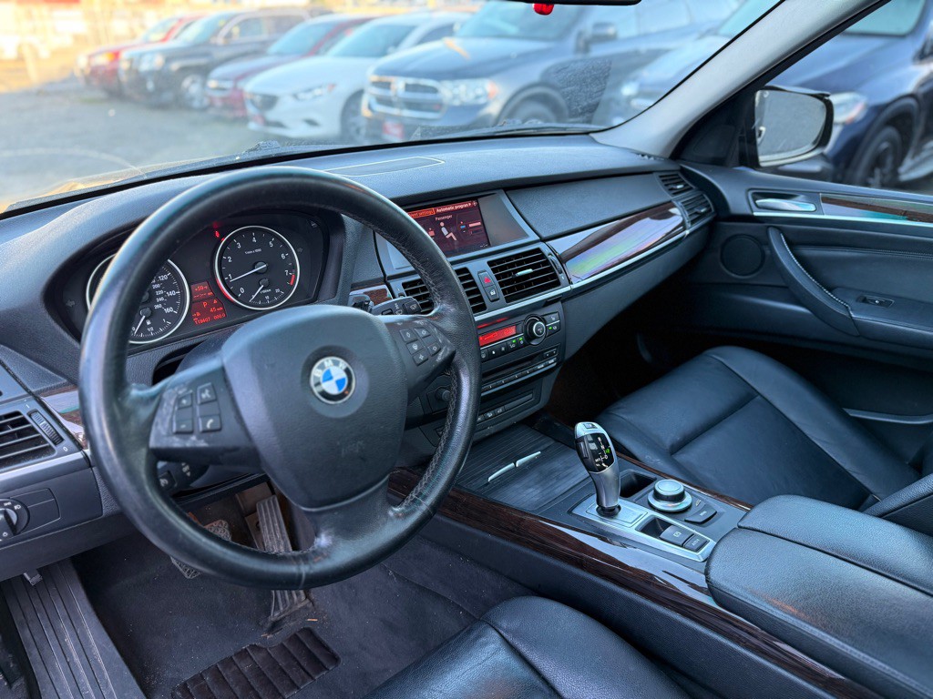 2008 BMW X5 Image 10