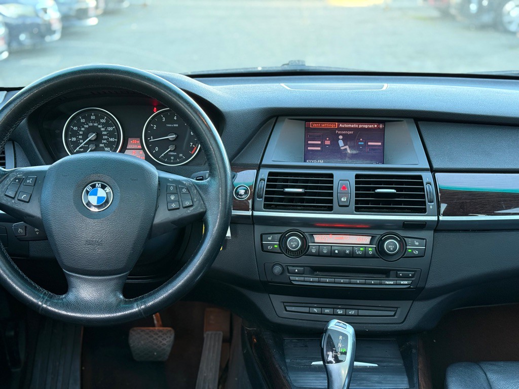 2008 BMW X5 Image 13