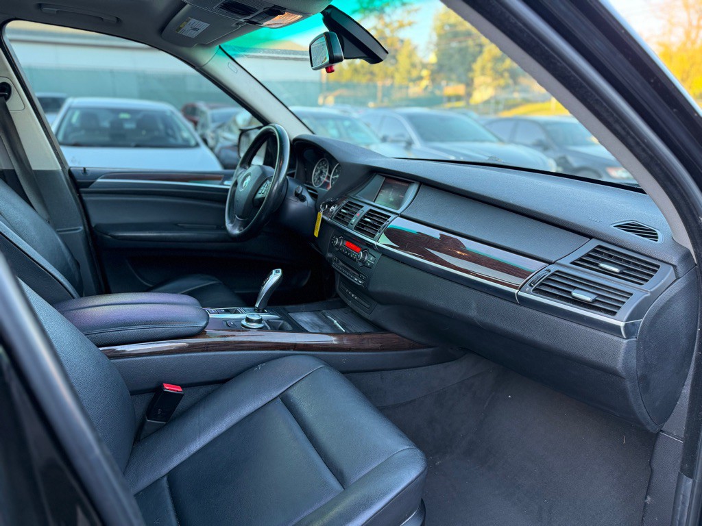 2008 BMW X5 Image 15