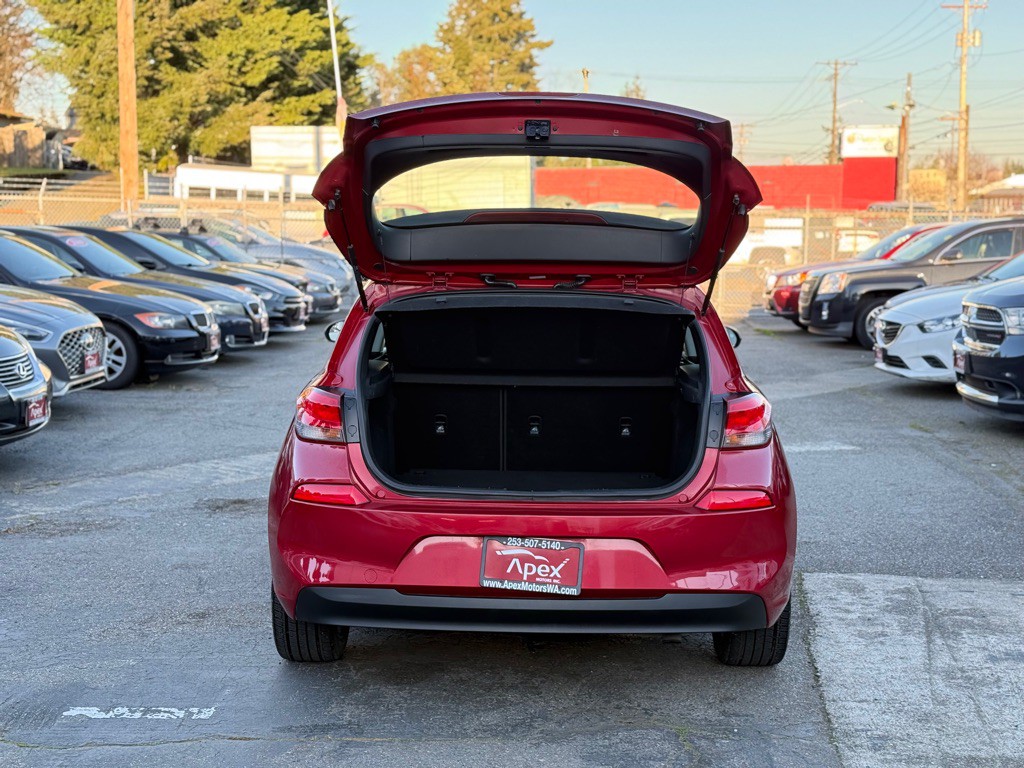 2018 Hyundai Elantra Image 7