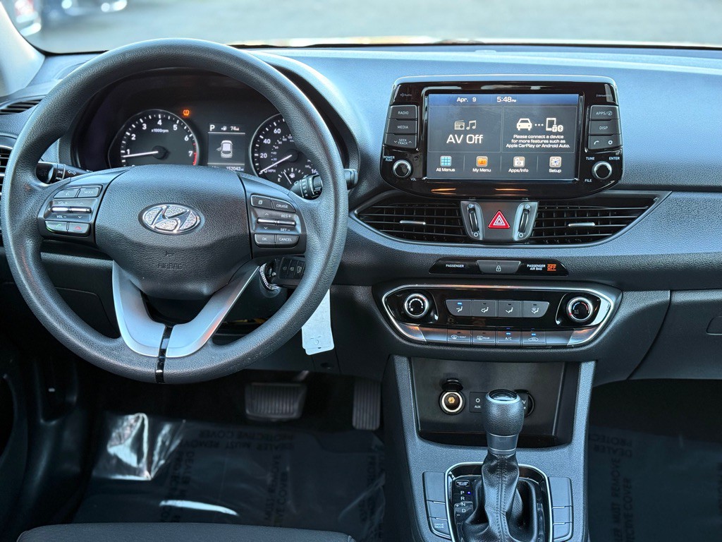 2018 Hyundai Elantra Image 14