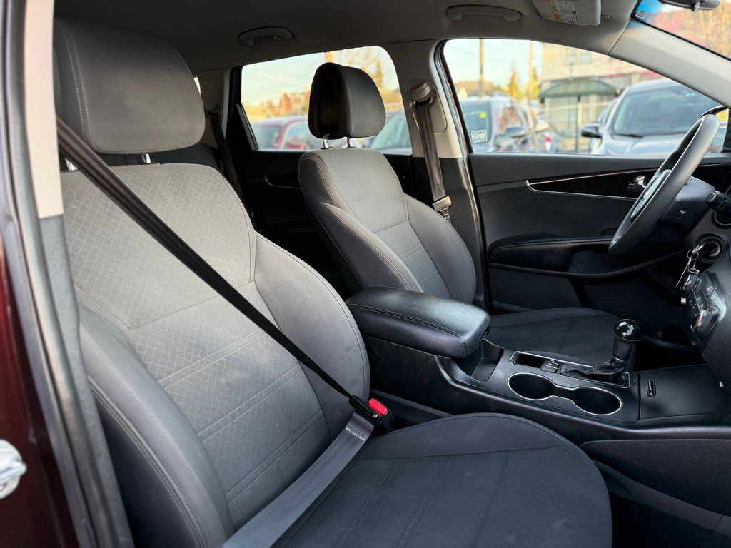 2016 Kia Sorento Image 16