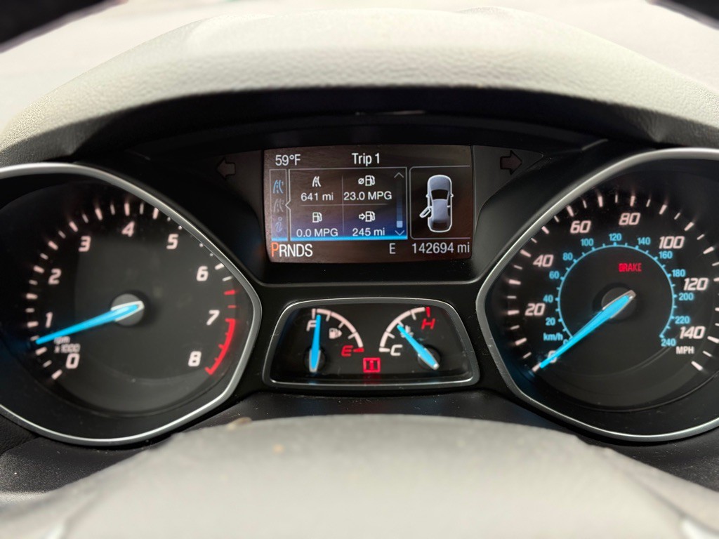 2015 Ford Escape Image 14